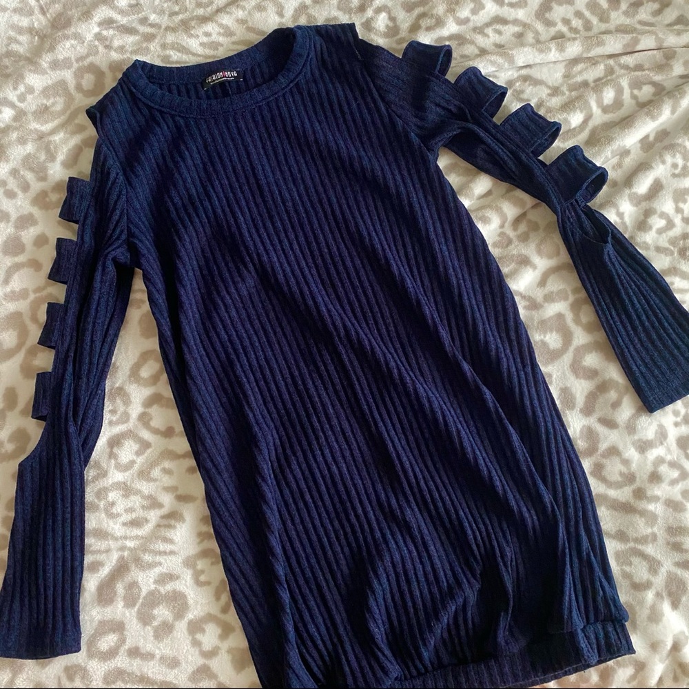 ✨ FASHION NOVA NAVY BLUE SWEATER DRESS ✨